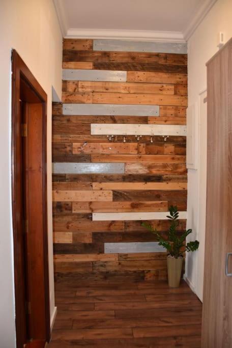 Apartment In Belgrade With Small Parking Space Exterior photo